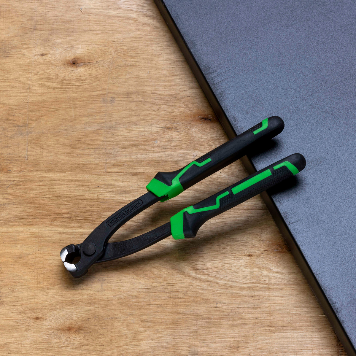 Rikä 9in (225mm) Professional Carpenter Pincers and End Cutters